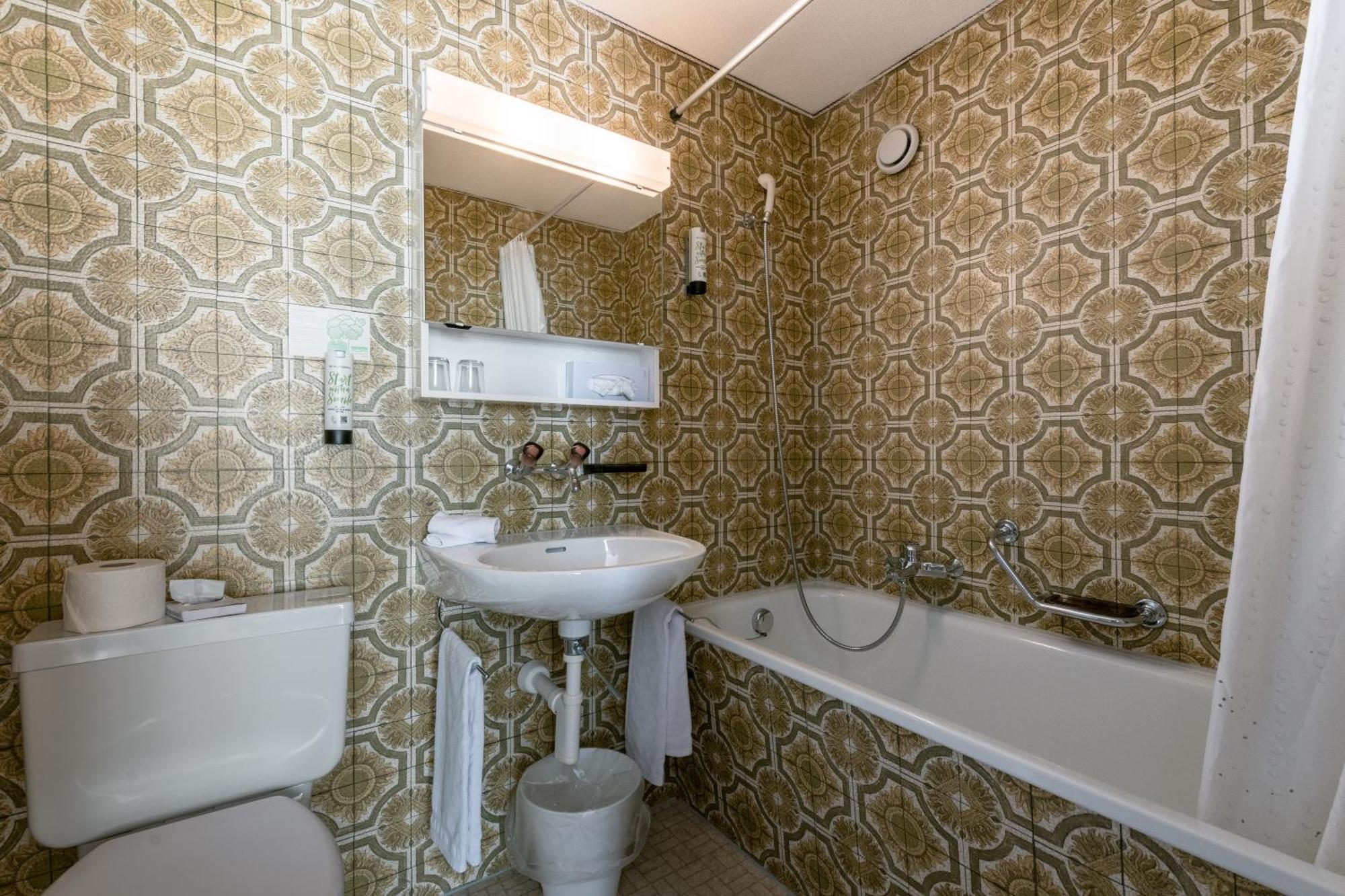Hotel Kreuz Leissigen Eksteriør bilde