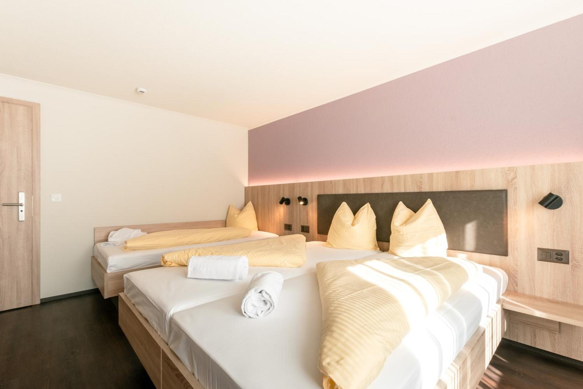 Hotel Kreuz Leissigen Eksteriør bilde
