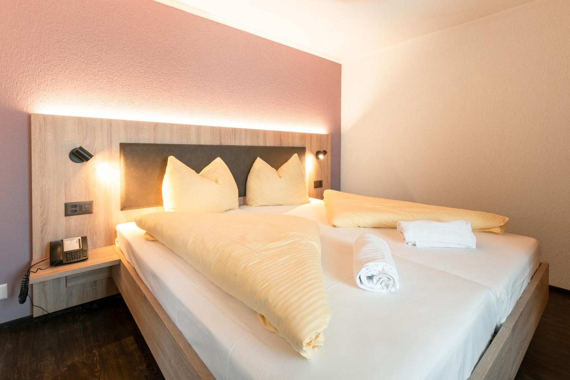 Hotel Kreuz Leissigen Eksteriør bilde