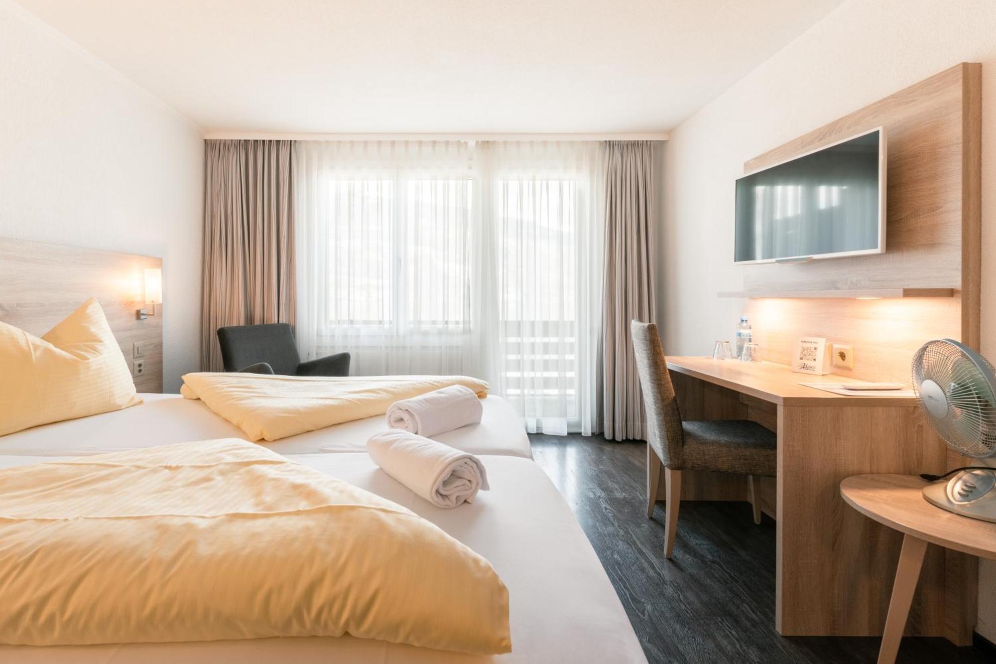 Hotel Kreuz Leissigen Eksteriør bilde